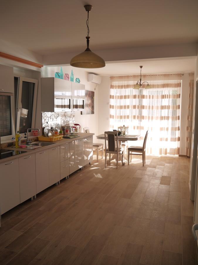 Crystalsky Apartment Dobra Voda Exterior photo